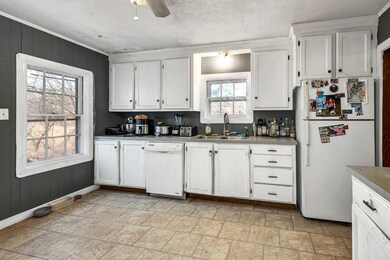 4 Cross St, Dover, NH 03820 - photo 2