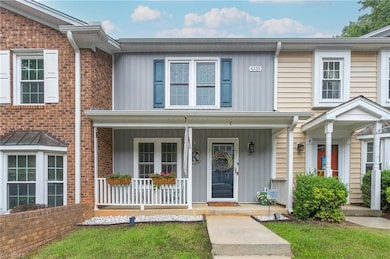 4335 Edith Ln unit C, Greensboro, NC 27409 - photo 2