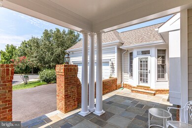 15629 Turtle Point Dr, Gainesville, VA 20155 - photo 2