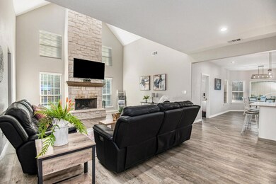 1812 Poe Prairie Rd, Millsap, TX 76066 - photo 6