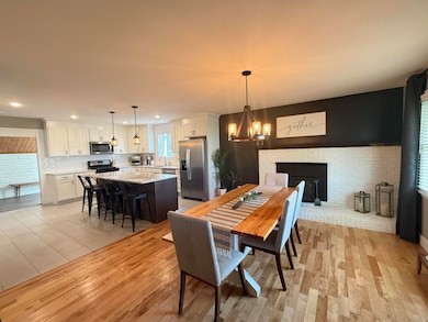 Dining Room/Kitchen