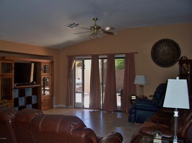 15644 N. 21st Ave 2004-04-19 004