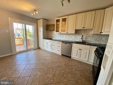 2638 Virginia Ln, Jamison, PA 18929 - photo 2