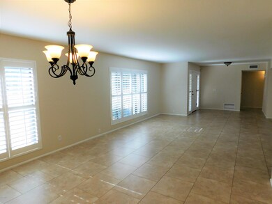 Dining Room (2)