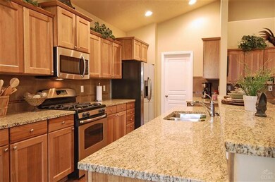 1650 W Williamson Ave unit 111, Sisters, OR 97759 - photo 5