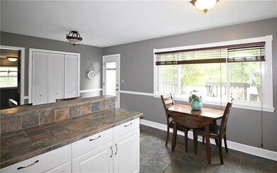 13211 Logan Ln, Lenexa, KS 66215 - photo 5