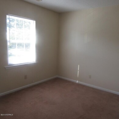 2318 Indian Dr unit B5, Jacksonville, NC 28546 - photo 5