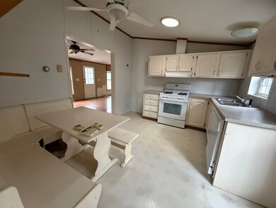 100 Treasure Hills Rd E, Johnson, VT 05656 - photo 5