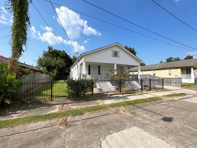 1115 9th St, Gretna, LA 70053 - photo 2