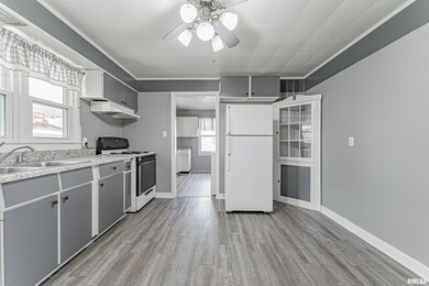 1625 Pulaski St, Lincoln, IL 62656 - photo 6