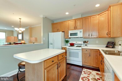 20815 Shamrock Glen Cir, Germantown, MD 20874 - photo 6