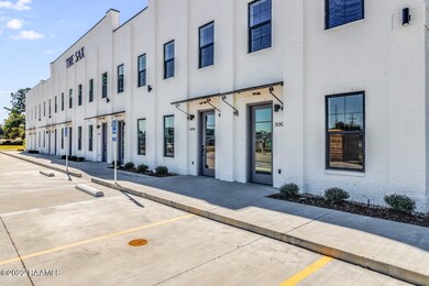 711 E Main Updated-30
