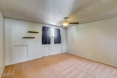 3135 S Fairfield Dr, Tempe, AZ 85282 - photo 4