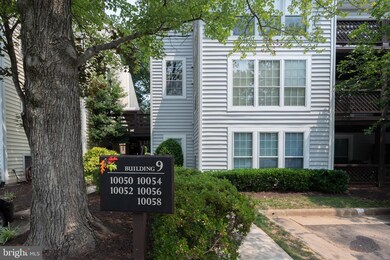 10052 Oakton Terrace Rd unit 10052, Oakton, VA 22124 - photo 2