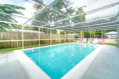 2133 MacFarland Dr. pool