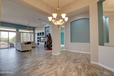 Separate formal dining room