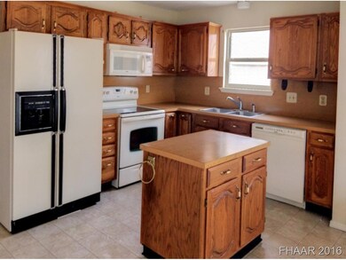 116 Nelson Dr, Copperas Cove, TX 76522 - photo 2