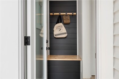 59 Hull St, Warwick, RI 02888 - photo 4