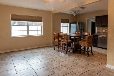 1502 13th St W, Bradenton, FL 34205 - photo 7