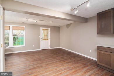 2435 Warm Spring Way, Odenton, MD 21113 - photo 4