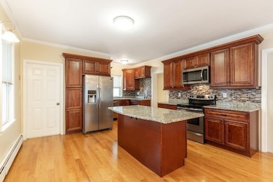 9 Cyrus St unit 2, Wakefield, MA 01880 - photo 3