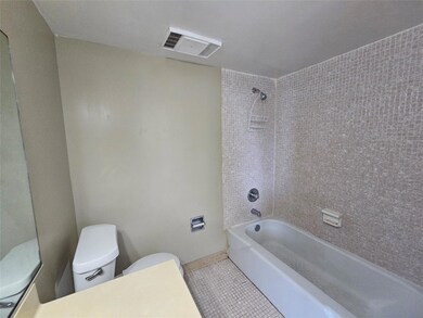 Inverrary Gardens I unit 4314, Lauderhill, FL 33319 - photo 6