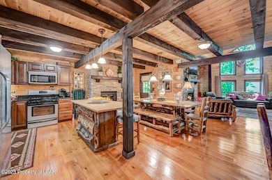 110 Manayunk Ave, Hazle Township, PA 18202 - photo 6