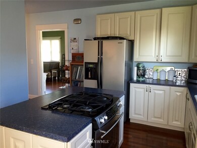 unlisted-address, Everett, WA 98201 - photo 6