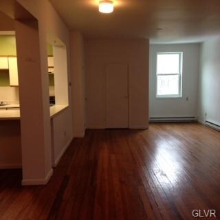 Dining area / work space