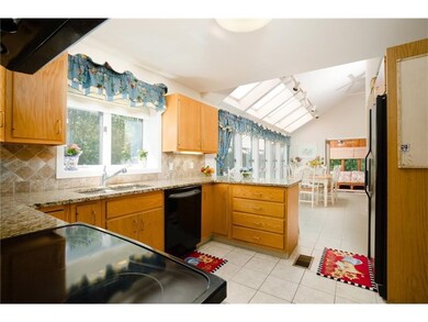 70 Valleybrook Dr, East Greenwich, RI 02818 - photo 4