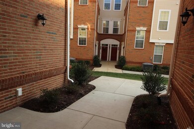 23215 Milltown Knoll Square unit 118, Ashburn, VA 20148 - photo 4
