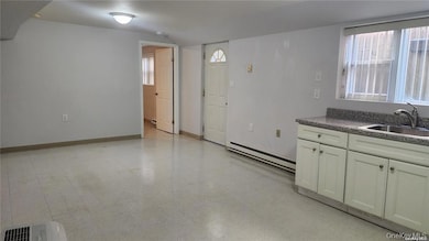 611 E Park Ave unit Lower Level 5 steps, Long Beach, NY 11561 - photo 7