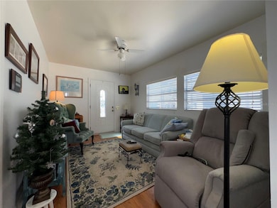 35109 Garber Ln unit Lot 176, Zephyrhills, FL 33541 - photo 4