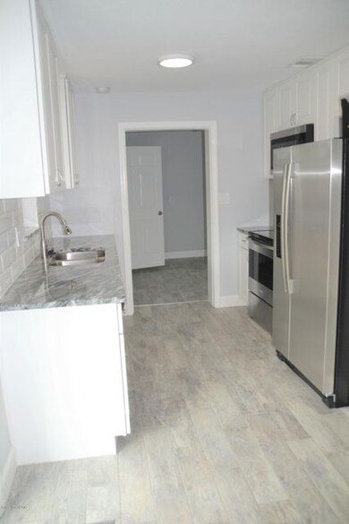 2385 Leewood Blvd, Melbourne, FL 32935 - photo 3