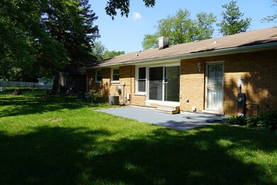 3311 Hickory Ln, Hazel Crest, IL 60429 - photo 3