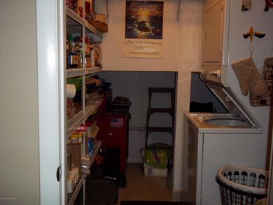 Laundry area-1
