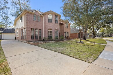 Incredible 4 bedroom, 3.5 bath Coles Crossing home with close proximity to the highly-rated Sampson Elementary School, lap pool, recreational pool, tennis courts, fitness center, and miles of walking trails.