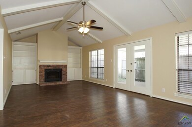 301 Amberwood Cir, Tyler, TX 75701 - photo 4