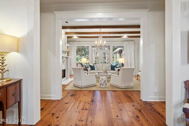 116 Hampton Way-2
