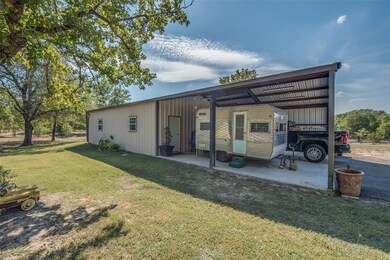 165 River Rock Ct, Poolville, TX 76487 - photo 7