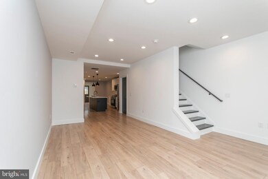 2039 Morris St, Philadelphia, PA 19145 - photo 4
