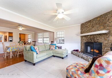 4728 Pinewood Rd, Jacksonville, FL 32210 - photo 4