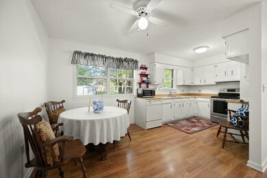 258 Dutton Cir, Jamestown, KY 42629 - photo 6