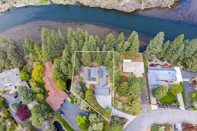 02-2323 NW Lakeside Pl.