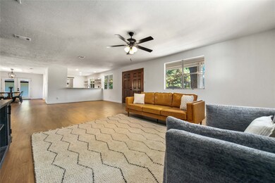 9502 Navajo Rd, Magnolia, TX 77354 - photo 6