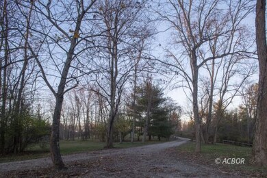 8434 Lavelle Rd. Athens, OH