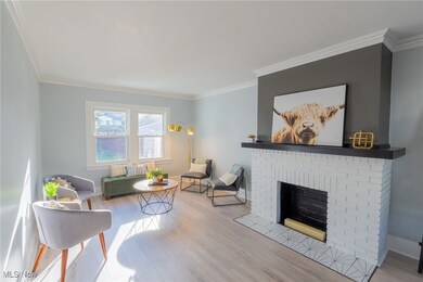 2227 Cranston Rd, University Heights, OH 44118 - photo 3