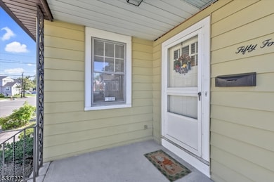 54 Rochelle Pkwy, Saddle Brook, NJ 07663 - photo 3