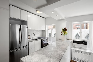 Goodhue House unit 7BC, New York, NY 10016 - photo 3