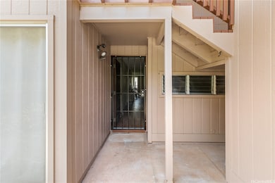 Charming ground level unit with a secure screen do